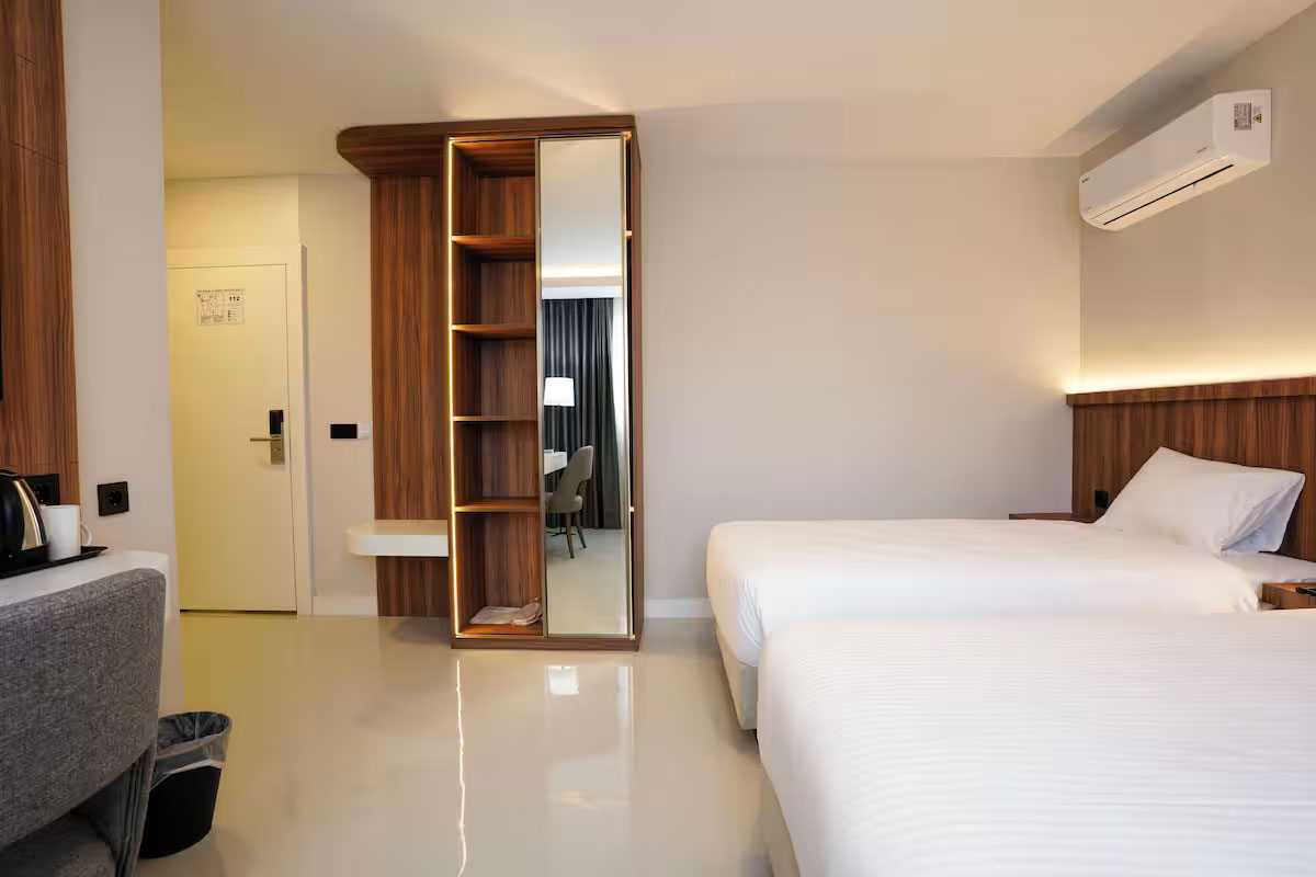 Standart Tek Büyük veya İki Ayrı Yataklı Oda